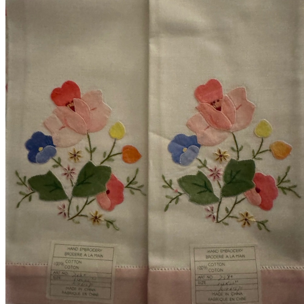 Vintage Hand Embroidered Floral Cotton Guest Towels Set of 2 Pink White 14x22